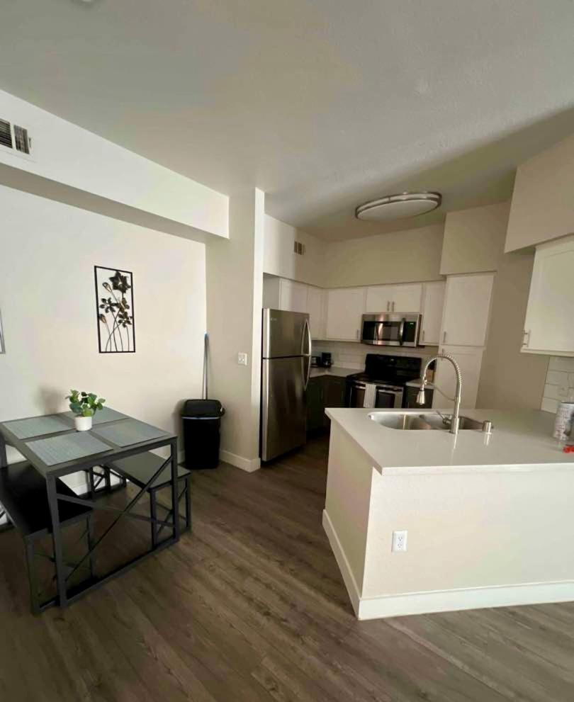 Las Vegas Apartment Near The Strip ภายนอก รูปภาพ
